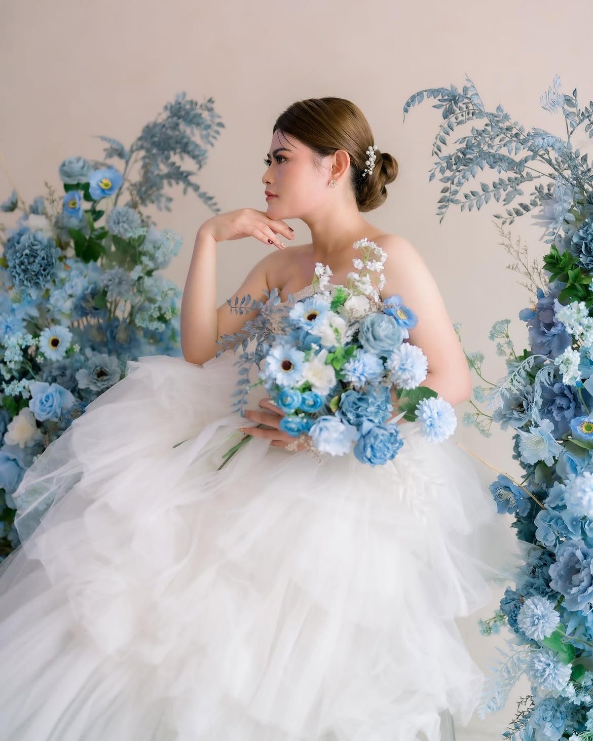 White & BluePrewedding session of Sinarto and Wenie from Palangkaraya, Central Kalimantan in B